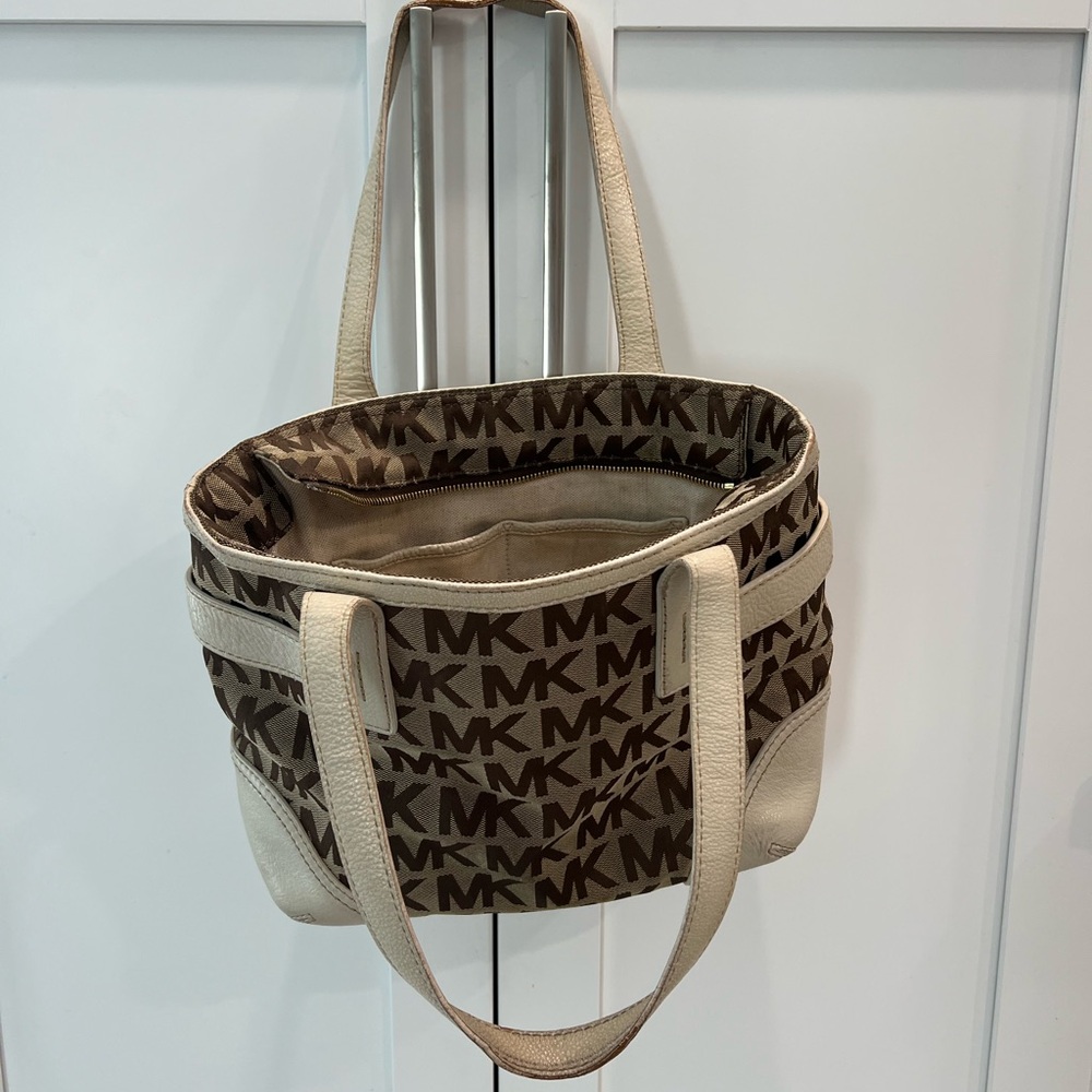 Michael Kors Signature Brown and Cream Tote